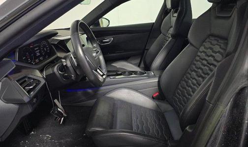 2023 Audi e-tron GT Premium Plus quattro