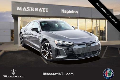 2023 Audi e-tron GT Premium Plus quattro