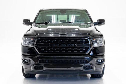 Diamond Black Crystal Pearlcoat 2023 RAM 1500 Big Horn/Lone Star