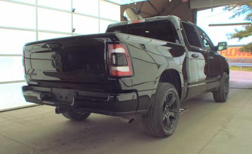 Diamond Black Crystal Pearlcoat 2023 RAM 1500 Big Horn/Lone Star
