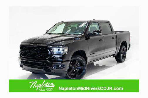 Diamond Black Crystal Pearlcoat 2023 RAM 1500 Big Horn/Lone Star