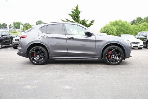 2022 Alfa Romeo Stelvio Ti