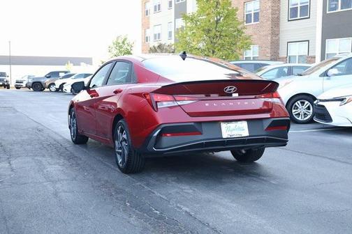 2025 Hyundai ELANTRA Sport