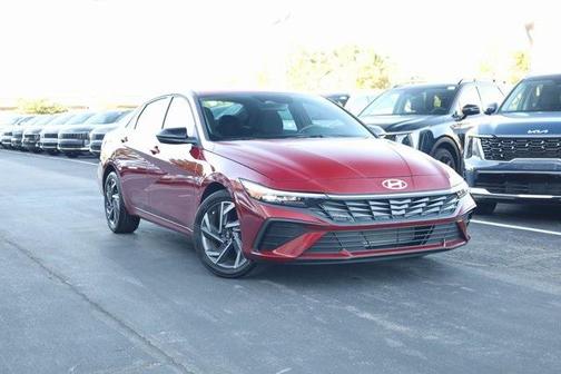 2025 Hyundai ELANTRA Sport