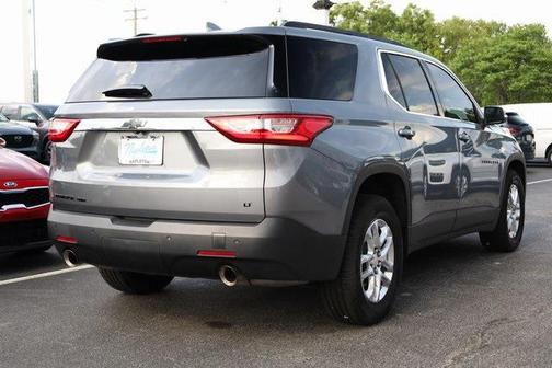 2021 Chevrolet Traverse LT Cloth