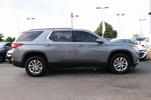 2021 Chevrolet Traverse LT Cloth