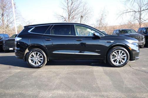2023 Buick Enclave Avenir AWD