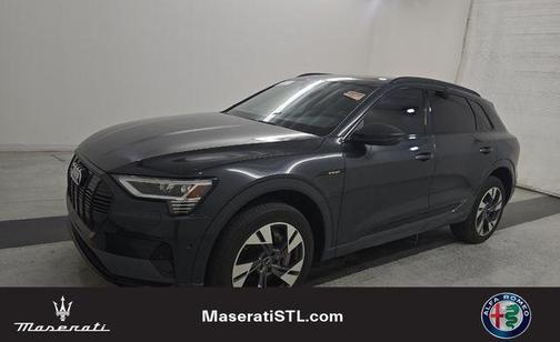 2022 Audi e-tron Premium