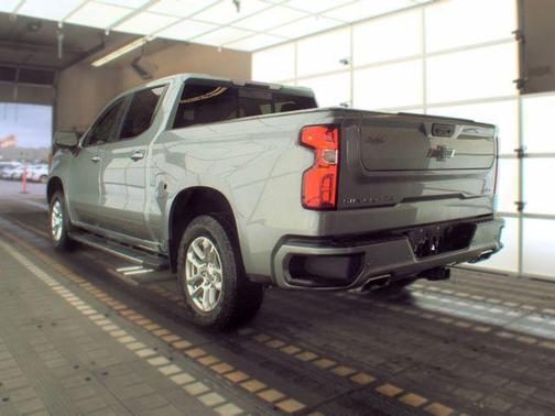 Sterling Gray Metallic 2024 Chevrolet Silverado 1500 RST