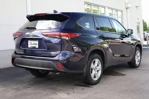 2022 Toyota Highlander L