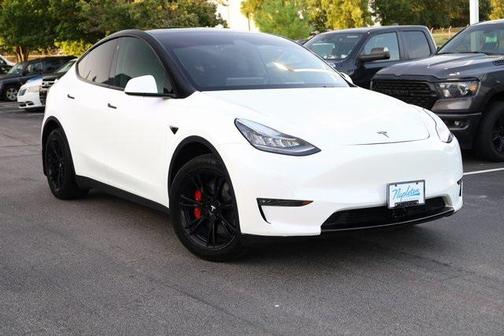 2022 Tesla Model Y Long Range Dual Motor All-Wheel Drive