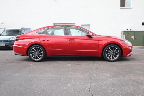 2020 Hyundai SONATA Limited