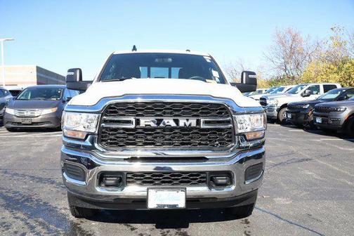 2024 RAM 2500 Tradesman Crew Cab 4x4 8' Box