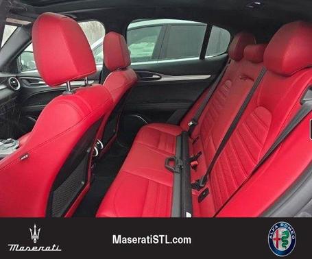 2023 Alfa Romeo Stelvio Veloce AWD