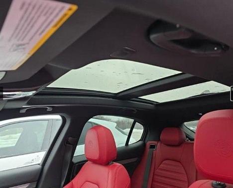 2023 Alfa Romeo Stelvio Veloce AWD