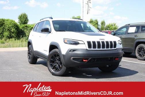2022 Jeep Cherokee Trailhawk
