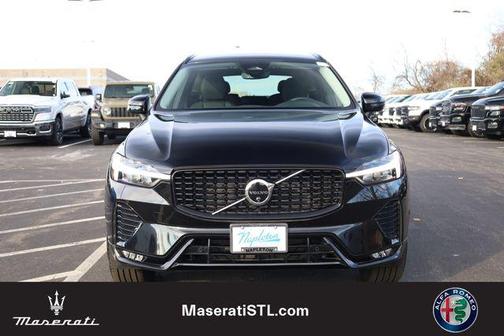 2025 Volvo XC60 B5 Plus
