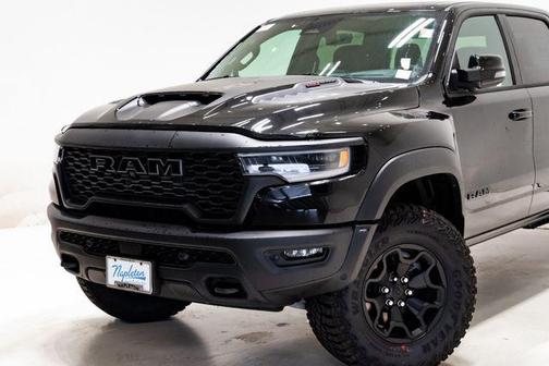 Diamond Black Crystal Pearlcoat 2026 RAM 1500 RHO Crew Cab 4x4 5'7' Box