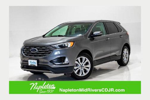 Gray Metallic 2022 Ford Edge Titanium