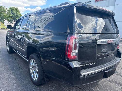 Onyx Black 2016 GMC Yukon XL Denali