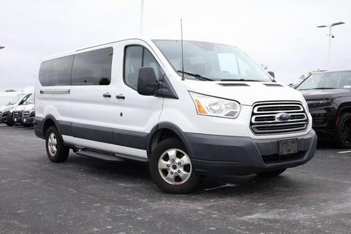 2017 Ford Transit-350 XLT