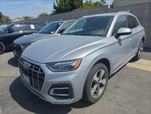 Florett Silver Metallic 2023 Audi Q5 40 Premium Plus