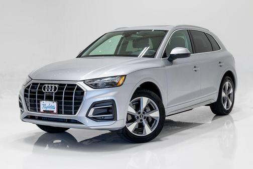 Florett Silver Metallic 2023 Audi Q5 40 Premium Plus