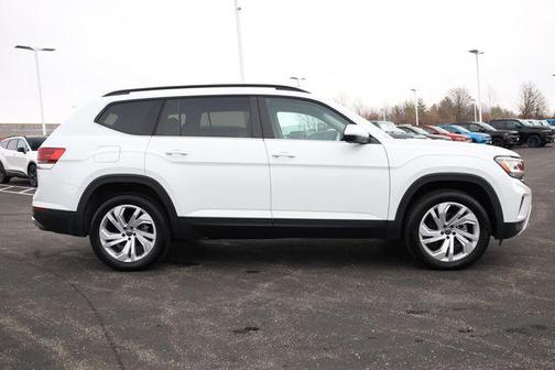 2023 Volkswagen Atlas 2.0T SE w/Technology 4MOTION