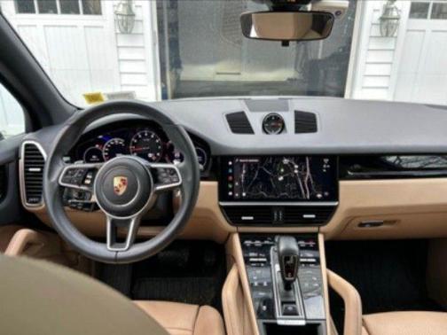 2023 Porsche Cayenne Cayenne