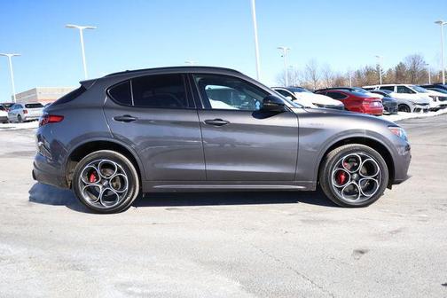 2022 Alfa Romeo Stelvio Ti