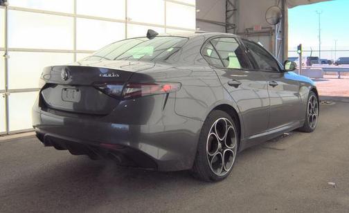 Vesuvio Gray Metallic 2024 Alfa Romeo Giulia Veloce AWD