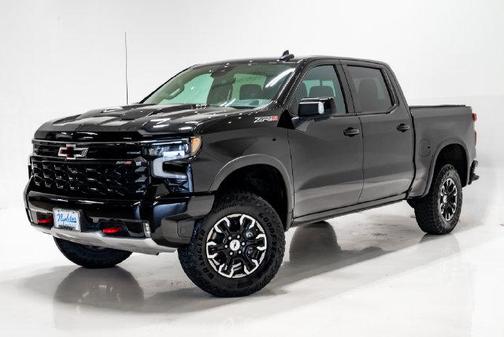 Black 2022 Chevrolet Silverado 1500 ZR2