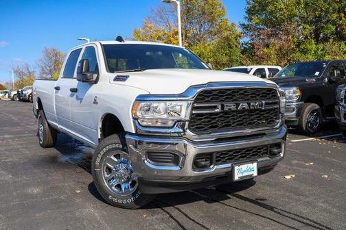 2024 RAM 2500 Tradesman Crew Cab 4x4 8' Box