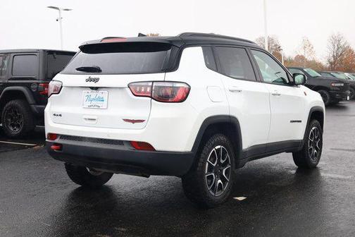 2024 Jeep Compass Trailhawk