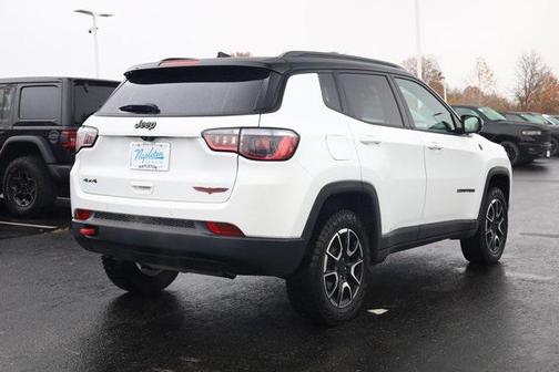 2024 Jeep Compass Trailhawk