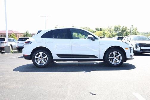 2019 Porsche Macan Base