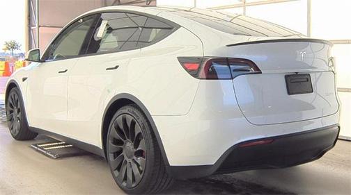 2022 Tesla Model Y Performance Dual Motor All-Wheel Drive