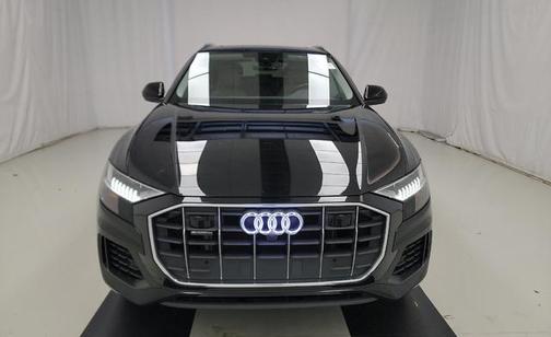 2023 Audi Q8 55 Premium