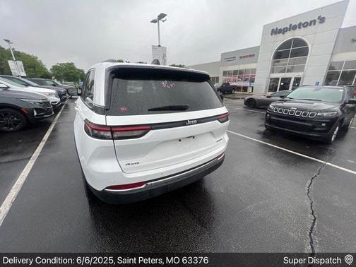2023 Jeep Grand Cherokee Laredo