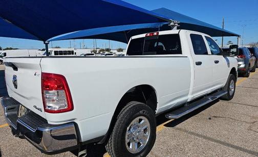 2023 RAM 3500 Tradesman Crew Cab 4x4 8' Box