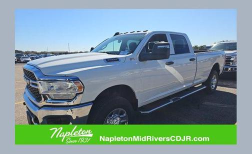 2023 RAM 3500 Tradesman Crew Cab 4x4 8' Box