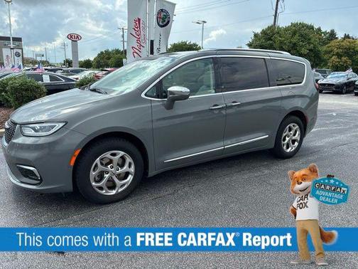 Ceramic Gray Clearcoat 2021 Chrysler Pacifica Limited