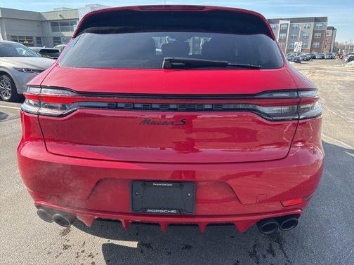 2020 Porsche Macan S