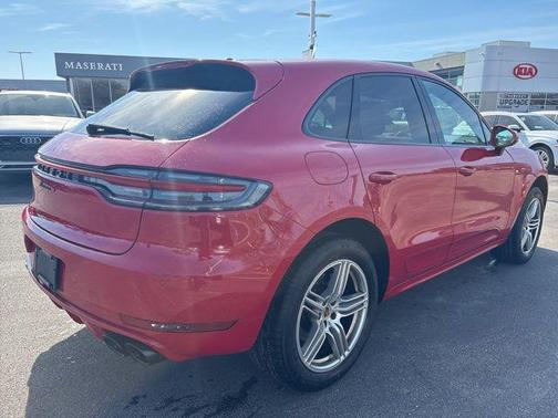 2020 Porsche Macan S