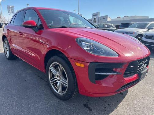 2020 Porsche Macan S