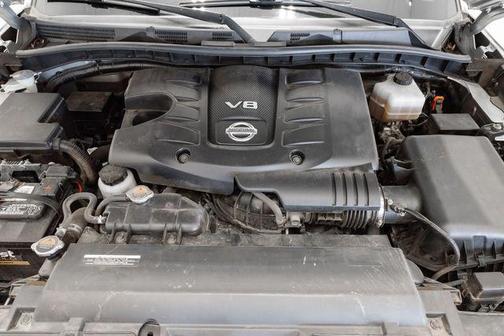 Brilliant Silver Metallic 2019 Nissan Armada SV