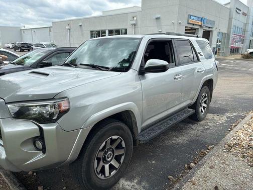 Classic Silver Metallic 2020 Toyota 4Runner TRD Off Road