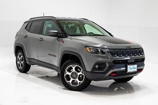 Sting-Gray Clearcoat 2022 Jeep Compass Trailhawk