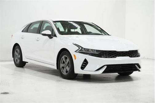 2022 Kia K5 LXS
