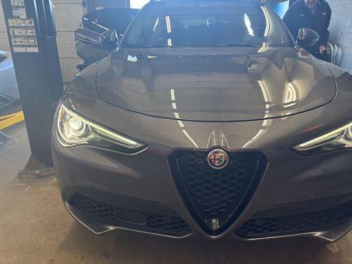 2019 Alfa Romeo Stelvio Base